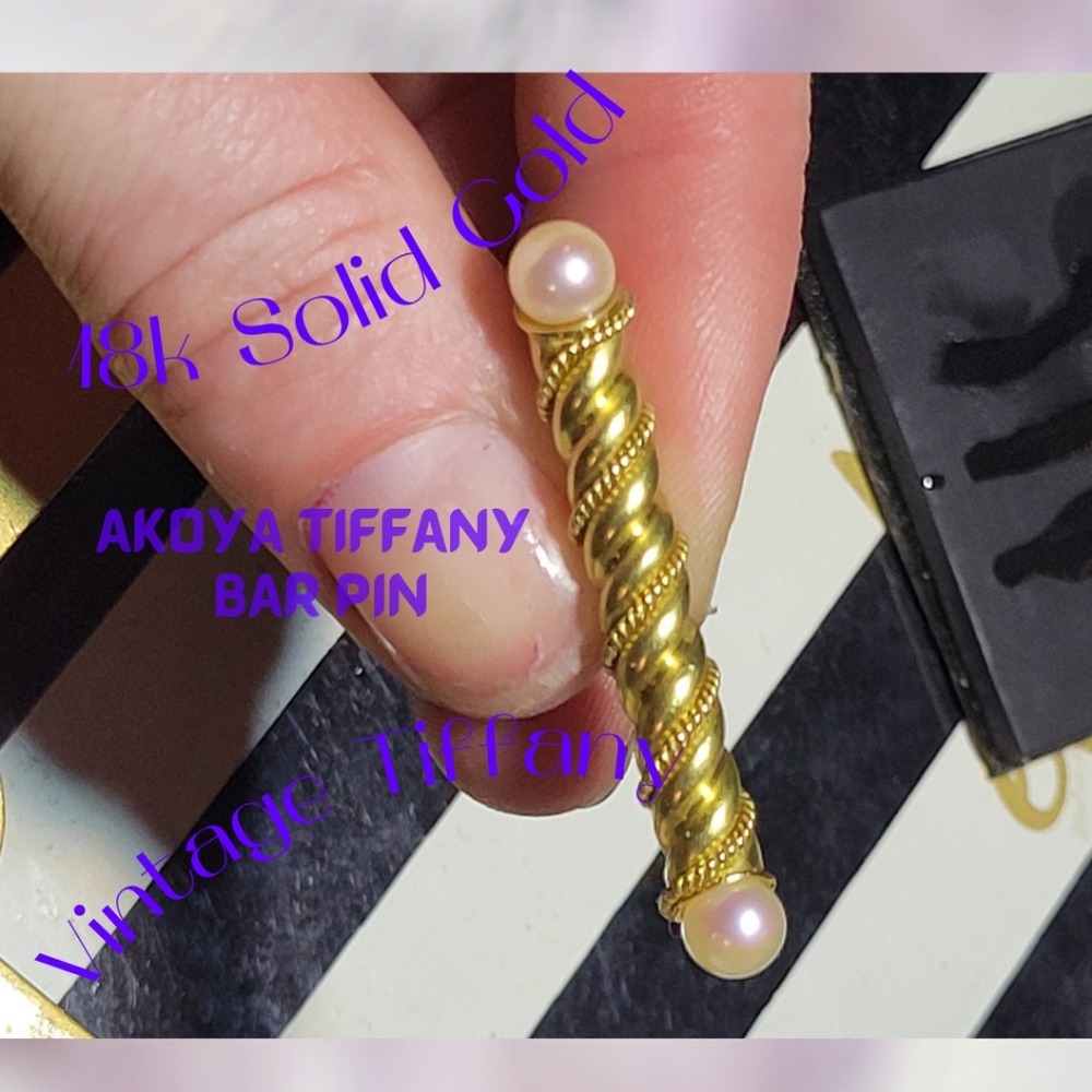 Vintage Tiffany 18k Akoya Pearl Bar Pin